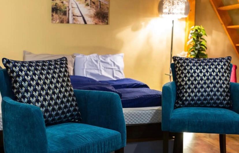Cherry Blossom Designer Apartment In The Center With Free Parking بودابست المظهر الخارجي الصورة